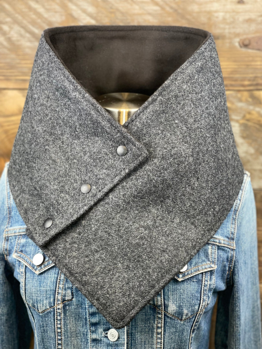 Charcoal with luxe black fleece WildWool