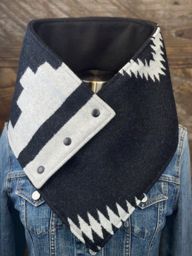 Los Ojos with luxe black fleece WildWool