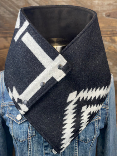 Los Ojos with luxe black fleece WildWool